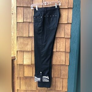 Black Capri Pants w/ Convertible Zebra Cuffs Size 6 (30”) by Lisa International